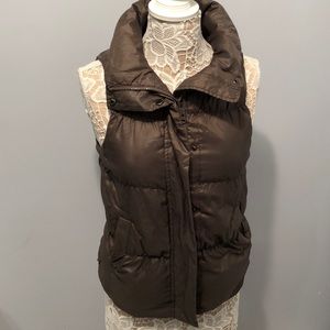 GAP PUFFER VEST